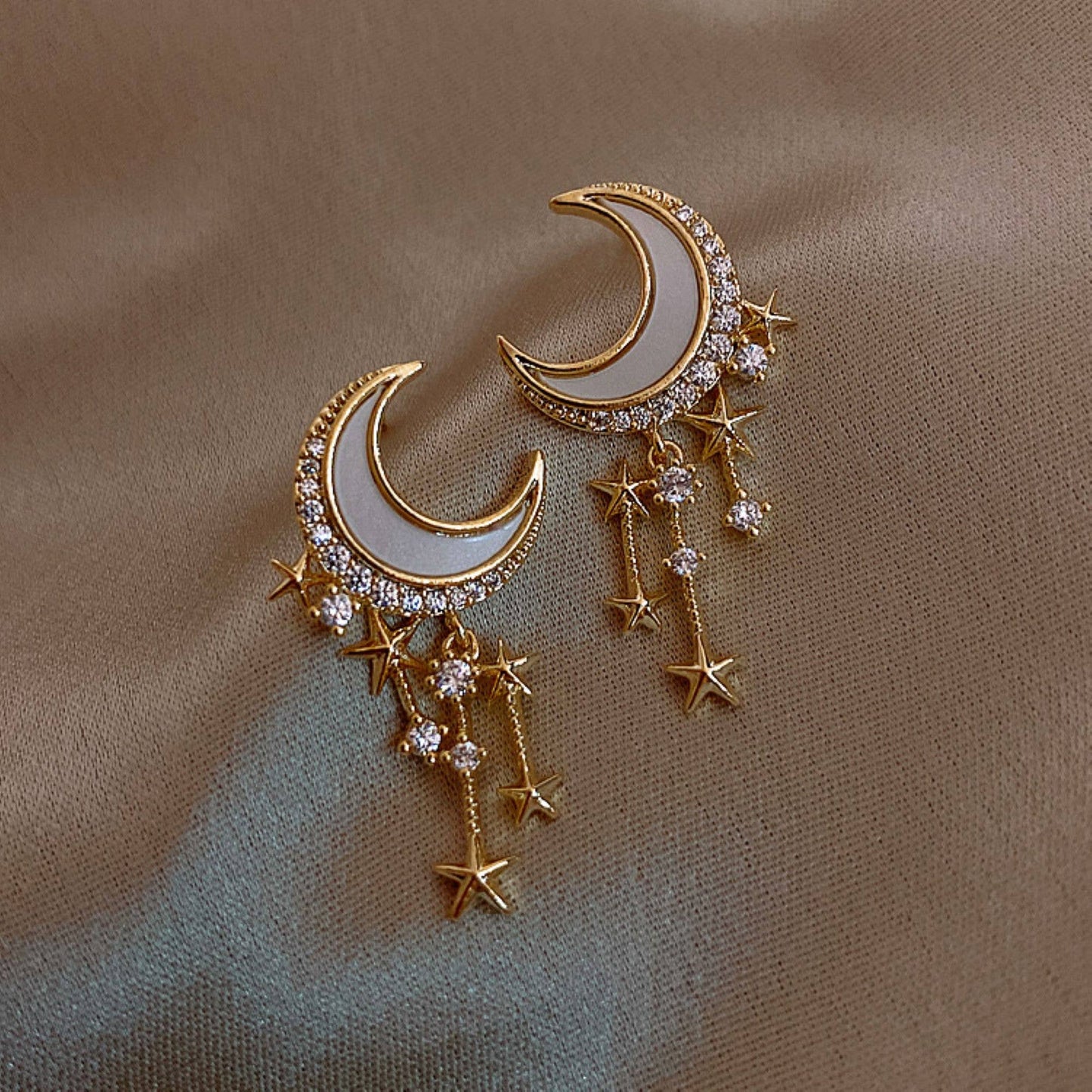 Banjo Cat Earrings