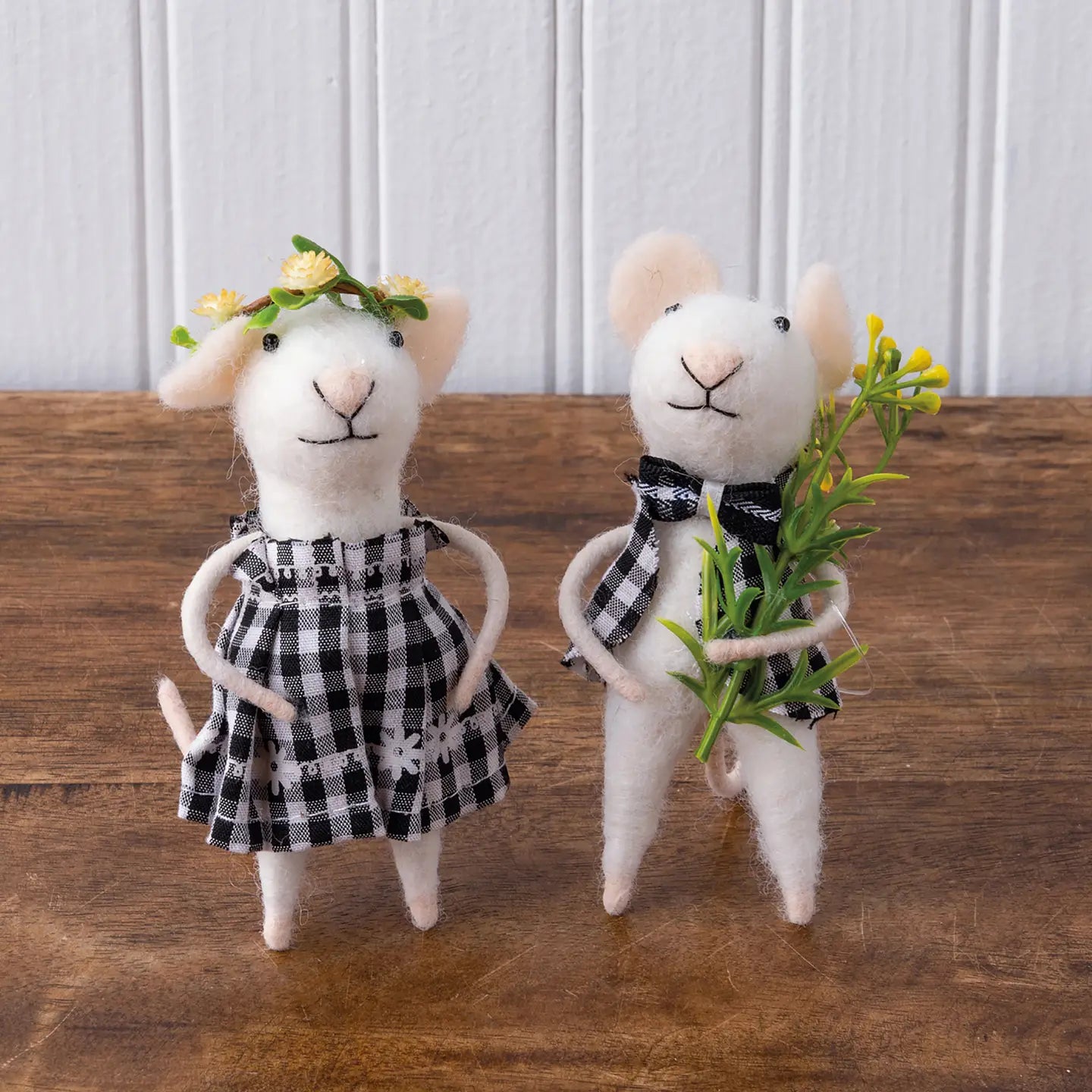 Sam And Sue Mice Critter Set