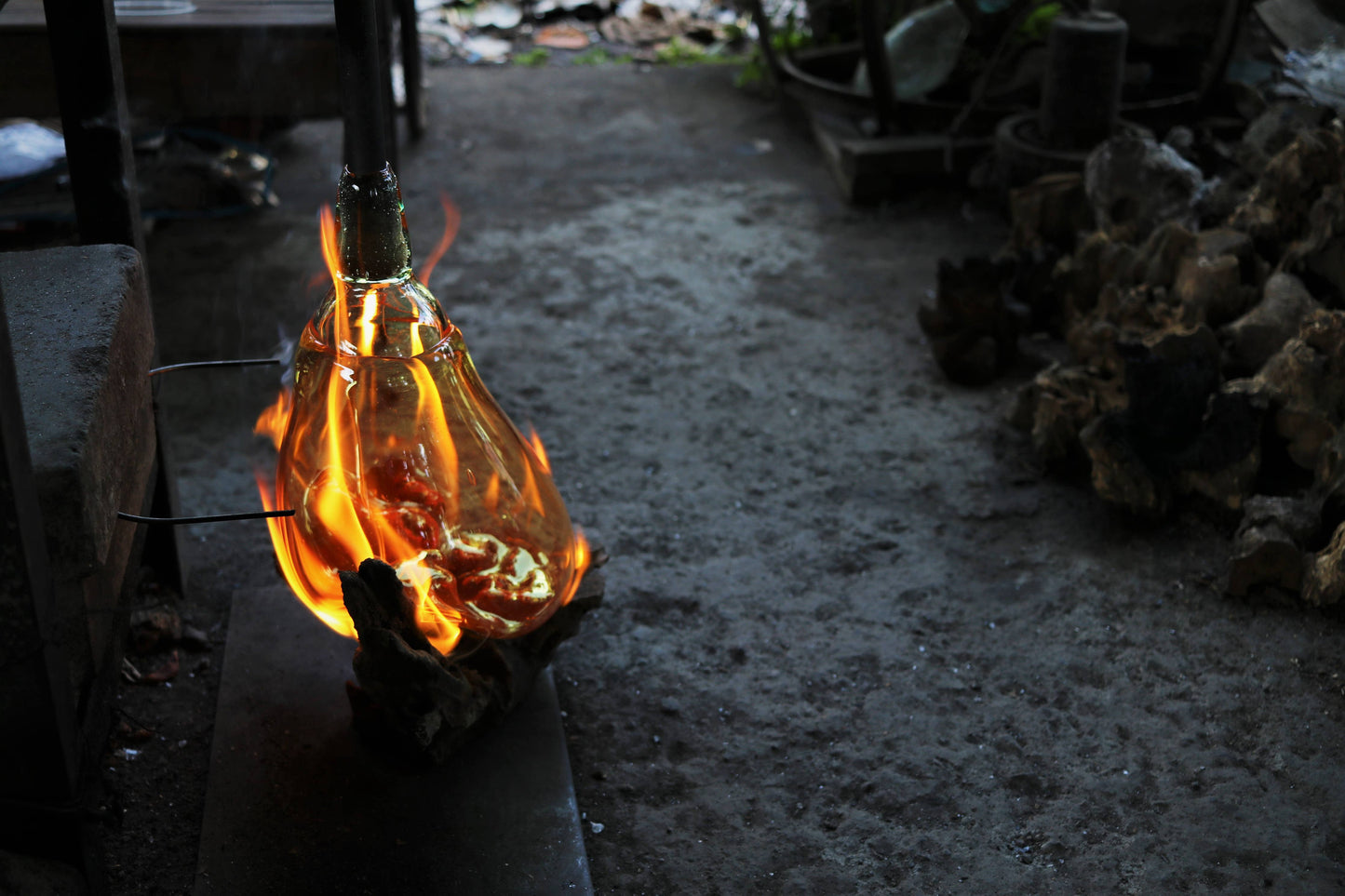 3" Open Mouth Molten Glass Terrarium