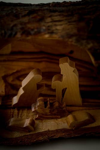 Small Log Nativity - 3"x5"