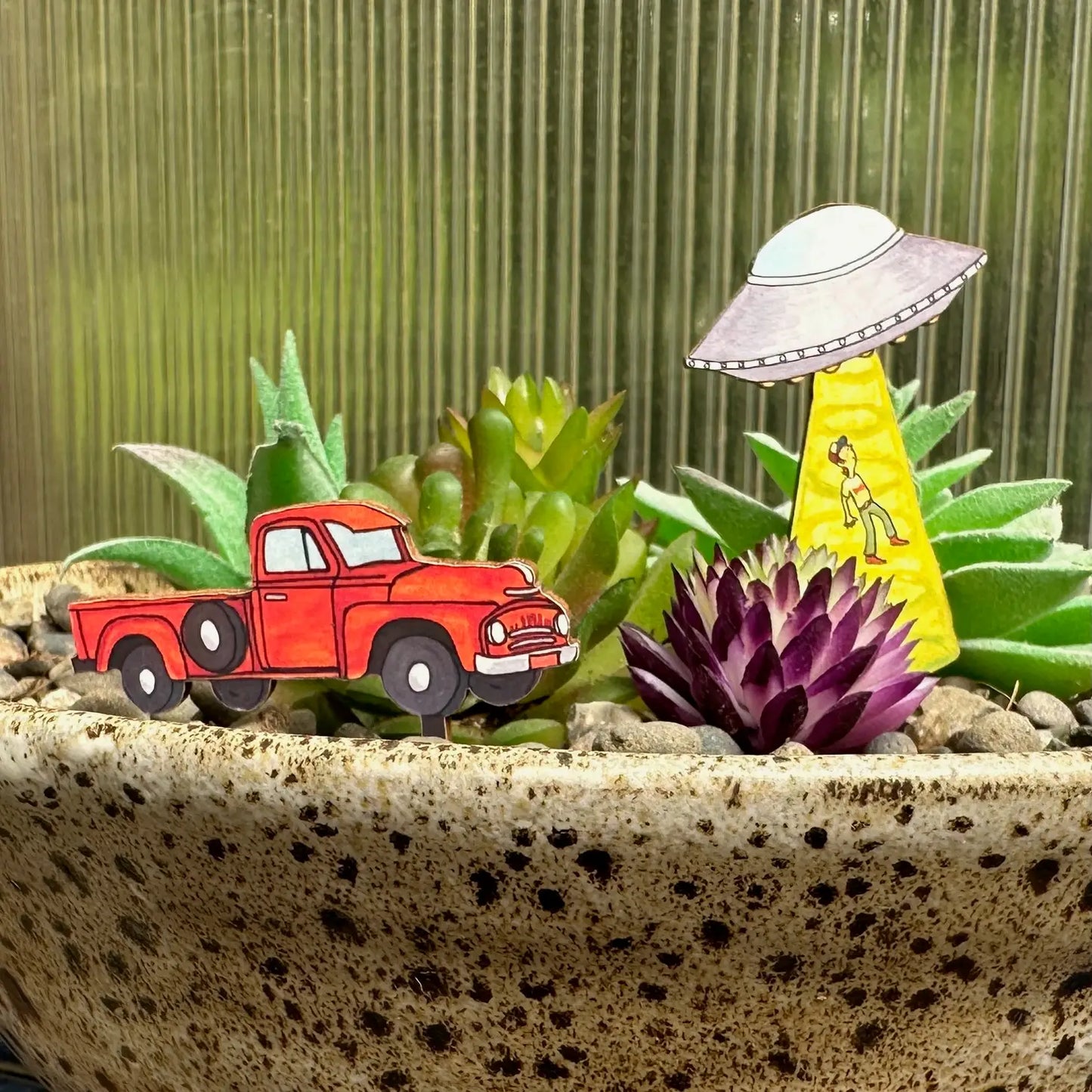 UFO Abduction Fancy Plants Diorama Kit