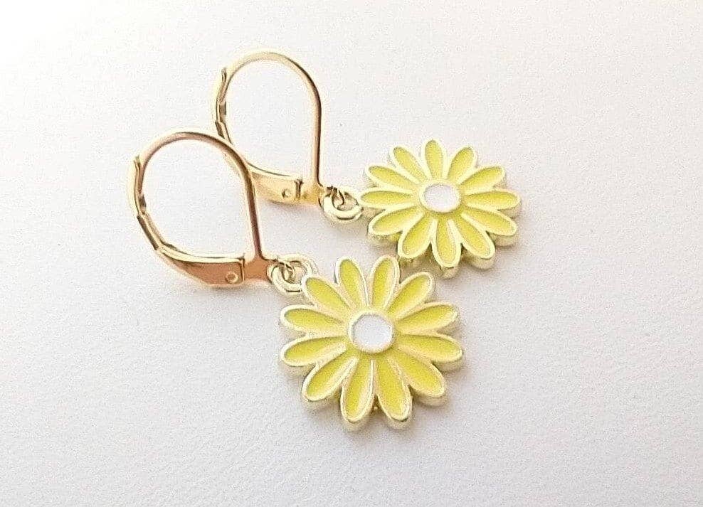 Daisy Earrings, Summer Flower Earrings: Green