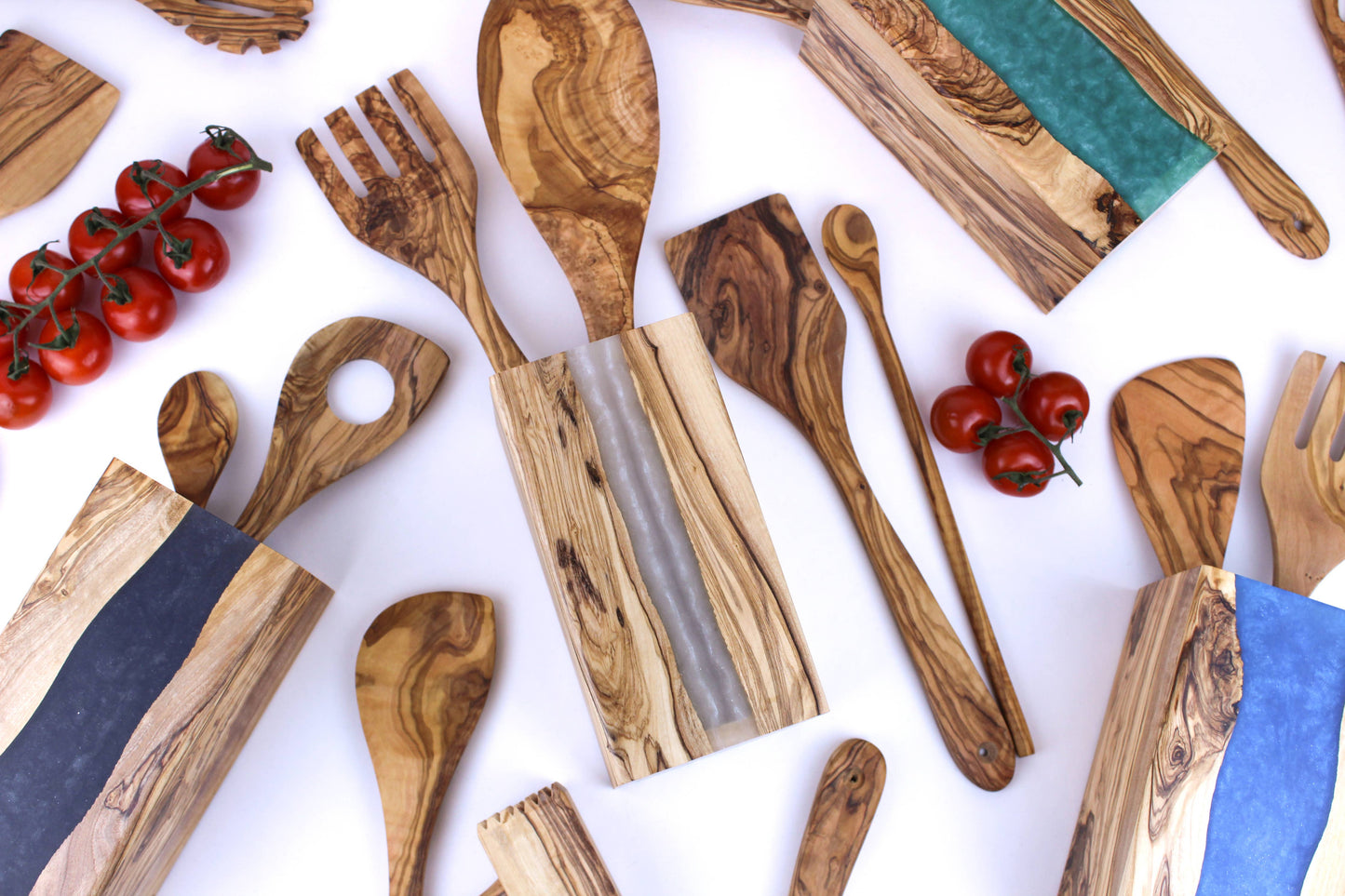 Olive Wood Resin Utensil Holder: Red