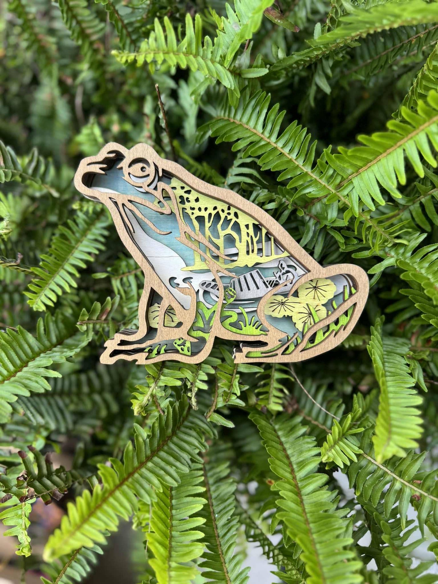 Lily Pad Frog: Shelf Sitter